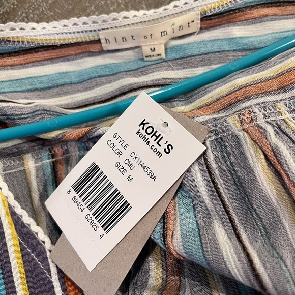 Striped Multicolor‎ V-Neck Romper - Picture 5 of 5